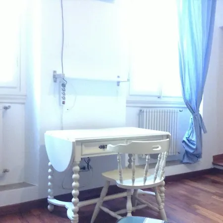 Il Giglio Apartment Florence